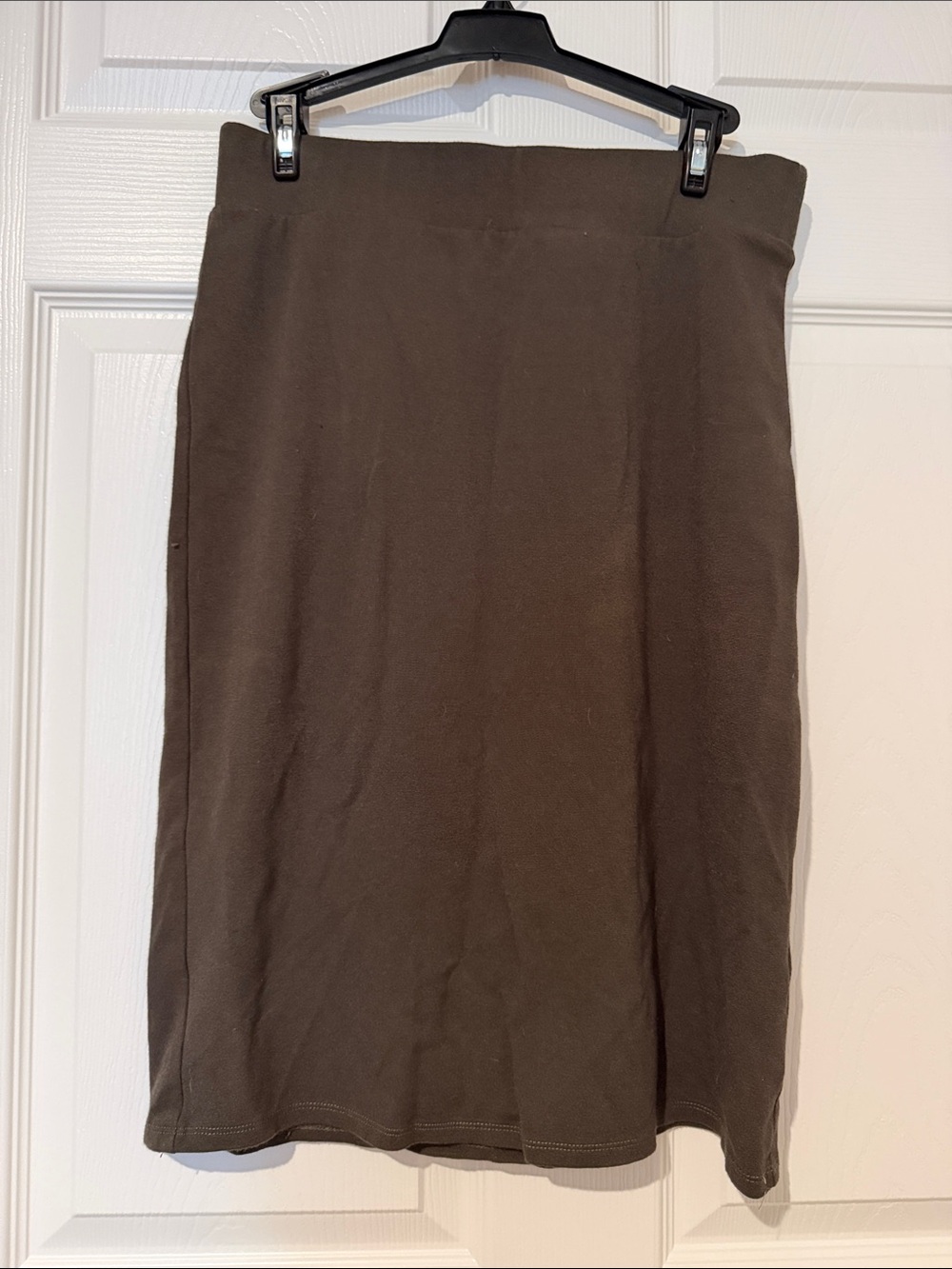 Zenana Outfitters Hunter Green Stretch Pencil Skirt